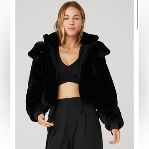 Faux Fur Foxy Jacket - Alo black jacket XS